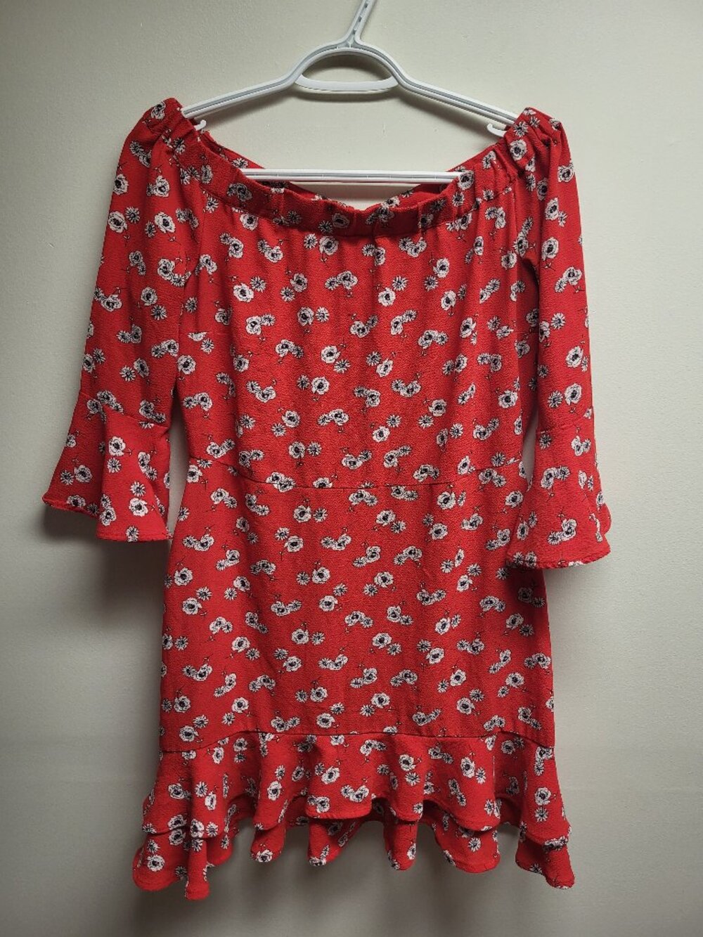 Ripe Floral Off Shoulder Mini Dress Women's S/M Red Bell Sleeve Ruffle Hem